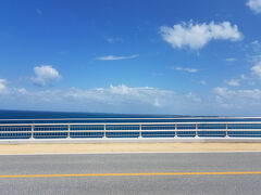 今日は伊良部島に行きます。
母に伊良部大橋の絶景を見せてあげる事ができて良かったです。