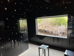 og14「漆の家」漆の家プロジェクト

男木島の古民家を漆芸家たちが参加し漆芸技法でリノベーションし家屋「漆の家」が出来上がっている