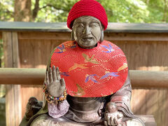 「自分の具合の悪い部分と同じ部分を撫でてご祈祷してください」との説明書きが掲示してありました。