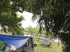 コースの途中に矢切の渡しがありました。
楽しくプレーできました。