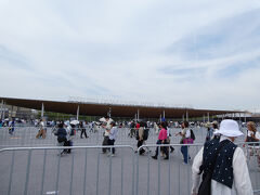 遅い朝食というか、早い昼食をサイゼリヤで済ませ会場へ
西梅田駅から地下鉄で向かった。

５月平日午前11時58分の様子

ちなみに７日前、３日前の事前予約は全滅で予約なし