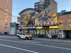 さくっとご飯食べて函館山へ
ほんとはやきとり弁当も食べたかったですが、お腹いっぱいで食べる機会がありませんでした…
