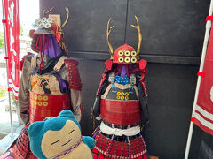 1時間ちょっとで上田駅に到着。
まだ8時前で、平日ならまだ会社についてない時間。
今日は200km旅したじぇ(￣▽￣)