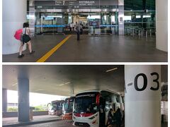 目立った渋滞もなく1時間ほどでKLIA2へ到着。
時刻は17時前。
1階のスーパーマーケットでBerylsのチョコを土産にゲット。