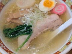 函館は塩ラーメンが有名なので、塩で。