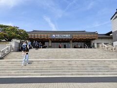 隣接している国立古宮博物館へも来ました。
なんと、無料です！
