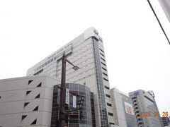 宿泊したホテルは東横イン。
ソウルだと10300円　
富山だと7885円
同じグレードのお部屋が、ソウルの75％の料金で宿泊できる。
清掃状況は、もちろん富山の方が良かった。
