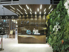 時間があるので、CIP Orchid Loungeで夕食をとります。

CIP Orchid Lounge2が改装中だったので、ラウンジ内はめちゃ込み、なんとか席を確保できました。