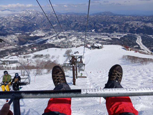 絶景の白馬で雪山登山とスノボ・日本の政治家達が意外な場所に