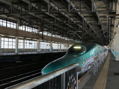 今年のかまくら祭りは２月１５日、１６日の土日。
小学生のころから知っていたかまくらを初めて見に行くことができました。

まずは東北新幹線で北上駅へ。
何度も乗ってきた東北新幹線ですが、北上駅で降りるのは初めてです。