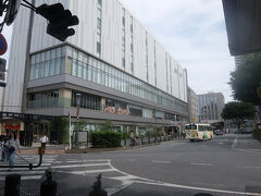 浦和駅．
今は浦和市はなく，近隣の市町村との合併で，さいたま市になってます．