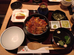 ３つの食べ方が出来るひつまぶしって美味しいですよねー！！