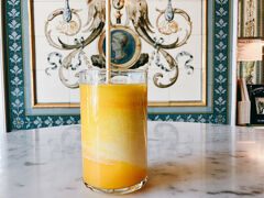 事前調べで"世界一美しい牛乳屋さん"があるということで訪れました。牛乳にマンゴーを足して飲んだ感想としては、マンゴーラッシーのような飲むヨーグルトのような味わいでした。個人的には日本の牛乳の方が美味しいかな。