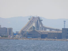 米子空港から２０分位。
連れのYouTubeに乗せる写真を撮る為に行きました。
望遠で橋から離れて撮るとこの様な写真が撮れるそうです。
