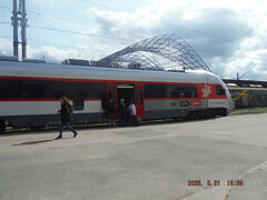 　2時間半ほどでリガに着きました。この列車は30分後リトアニアの首都ヴィリニュスへ発車します。（22時到着予定）