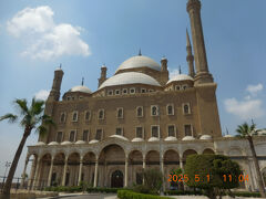 最初にシタデルの中のメインスポットであるムハンマド・アリ・モスクへ。