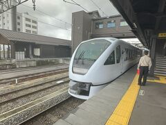 下今市駅に到着。なんてことのない駅のようだが
