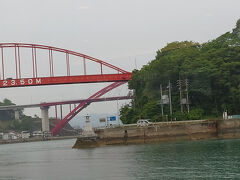 音戸の瀬戸が見えて来ました。平清盛が切り開いたとされる海峡です。