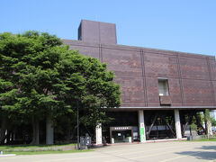福岡県立美術館
