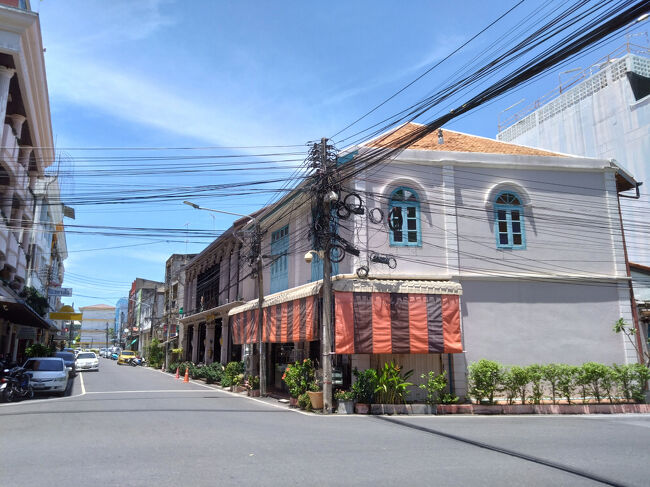 そしてケーブルカーでまた下まで降りてきて、ちょっと町を徘徊しました。