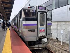 新函館北斗からはこの電車で函館へ向かいます。