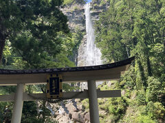 那智の滝を御神体とする飛瀧神社