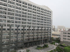 ・５月９日（金）
お早うございます。… 部屋の窓から見える県庁舎
