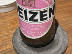 ランチタイム。
平安神宮の近くのイタリアン、cenciにバスで移動。まずはビールで喉の潤します。