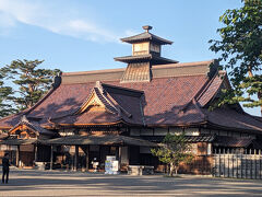 公園の中には箱館奉行所がありました。
昔は「函館」ではなく「箱館」だったのですね。