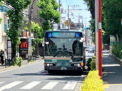 西武バス吉祥寺駅行きが来た、これに乗車する。