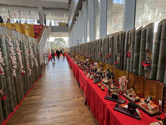 勝浦市芸術文化交流センター キュステに入場します。

ここは入場料が必要で500円。