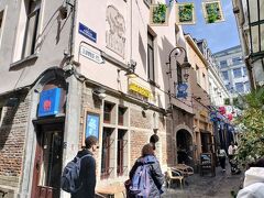 今日は先日見かけたベルギービールのお店に来ました。