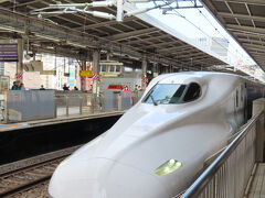 MSCベリッシマに乗るために　“”いざ東京へ！”
ひかり636号が名古屋駅に入線。

<JR東海のWonderful Dreams Shinkansenの紹介HP>
https://recommend.jr-central.co.jp/wdshinkansen/

