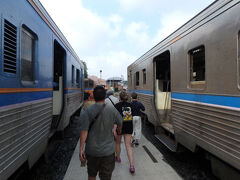 １時間程をかけてタイ国鉄・メークローン線の前半（マハチャイ線）を完乗する。