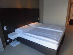 ホテルはラディソンブルーパークロイヤルパレスです。
※今はヒルトン系のダブルツリーホテルになっています。