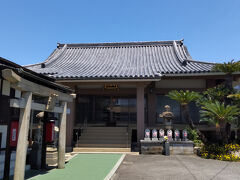 吉祥寺
　JR高松駅から徒歩約10分ところにある真言宗御室派の寺院です。