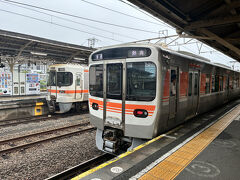 降りてから撮りました。
富士駅から沼津駅までこの列車で移動しました。
普通の東海道線…だと思います。