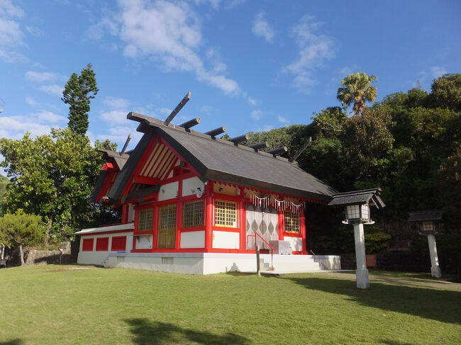 さて、神社をとおって