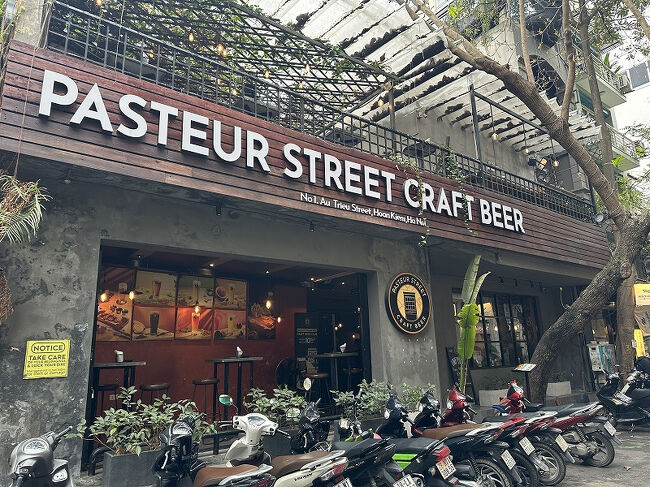 ◎PASTEUR STREET CRAFT BEER<br />ハノイ大教会近くのクラフトビールのお店。<br />お昼からやってる。