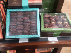 ラウンジを出て１階のショップで美味しかったダーツも販売していました