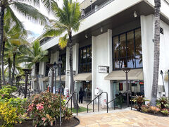 ハワイ・ワイキキ『Waikiki Beach Marriott Resort & Spa』

『ワイキキ ビーチ マリオット リゾート&スパ』に何か新しい建物が
できています。

ハワイへは毎年訪れていましたが、コロナになり約6年も
来ていなかったせいで、浦島太郎状態ですwww

たまにハワイに行かれた方のブログを拝見することがあっても
実際、ハワイへ行く予定がないと、いいなと思ったお店もブックマーク
（お気に入り登録）しないので覚えてませんよね。