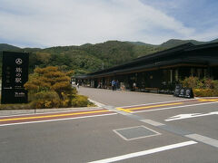 ドライブの最後に、ランチとお土産購入の為に立ち寄った旅の駅Ｋａｗａｇｕｔｉｃｈｉｋｏ　ｂａｓｅ。
２０２２年６月にオープンした、新しい複合商業施設です。

