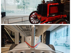 富士モータースポーツミュージアムに入館します。

“ モータースポーツ ” ミュージアムなので、展示されているのは自動車メーカー10社の、競うクルマたち。

 
