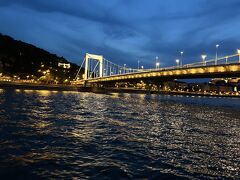 エルジェーベト橋