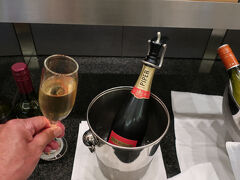 「PIPER-HEIDSIECK Essentiel」を戴きました。