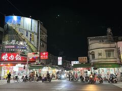 夜市に寄ります