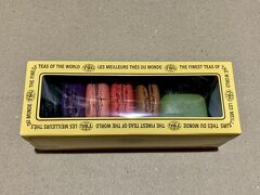 免税店で購入したマカロン