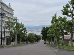 どんどん歩きましょう。弥生坂です。

GLAYのTERUさんのお気に入りスポットだぜカモーン

って言ってるとか言ってないとか？