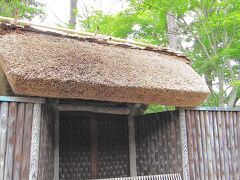 蓑虫庵
伊賀市上野西日南町1820
芭蕉さんの門弟服部土芳さんの草庵です
外から見ただけ…
