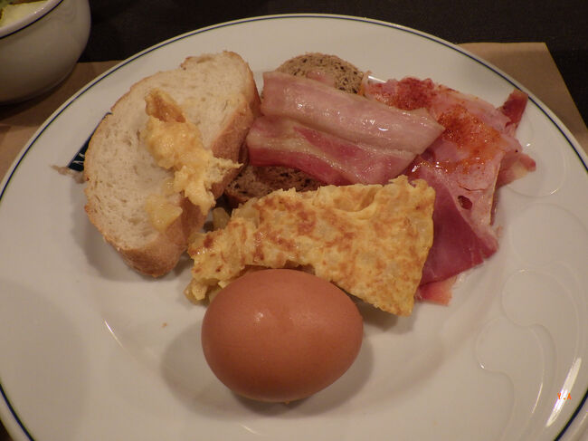 ７：００　朝食